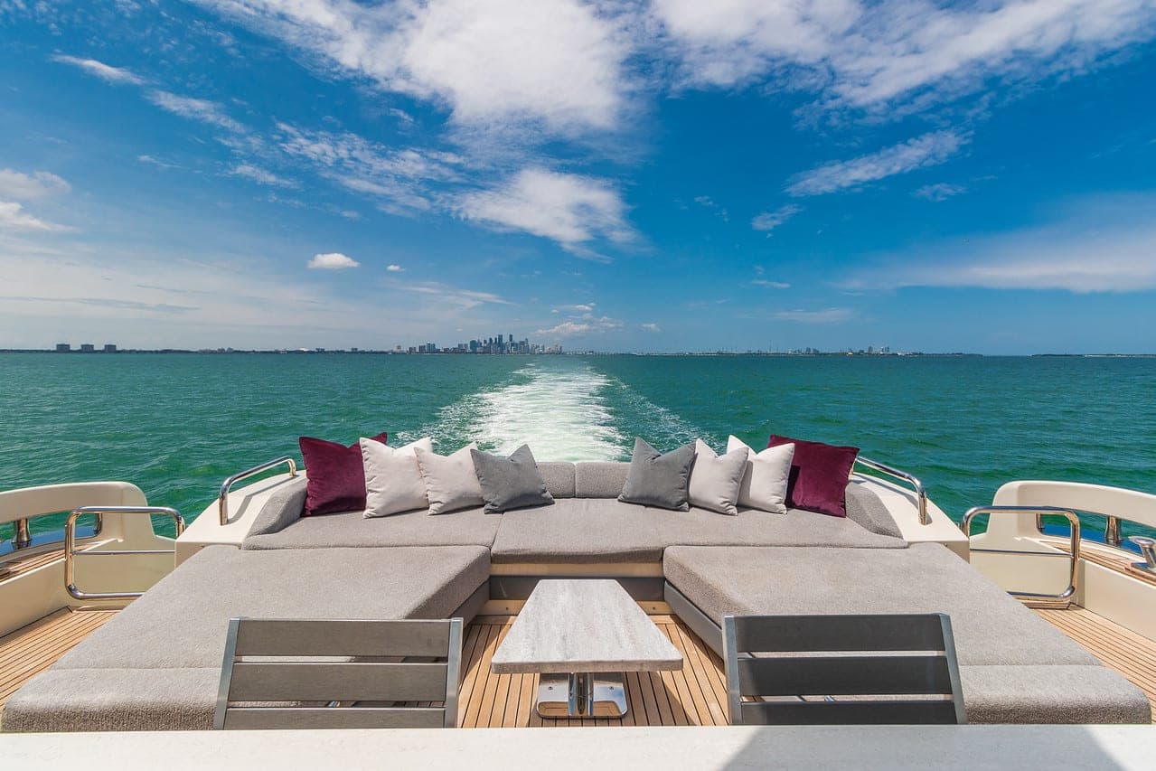 103' Azimut S photo 5