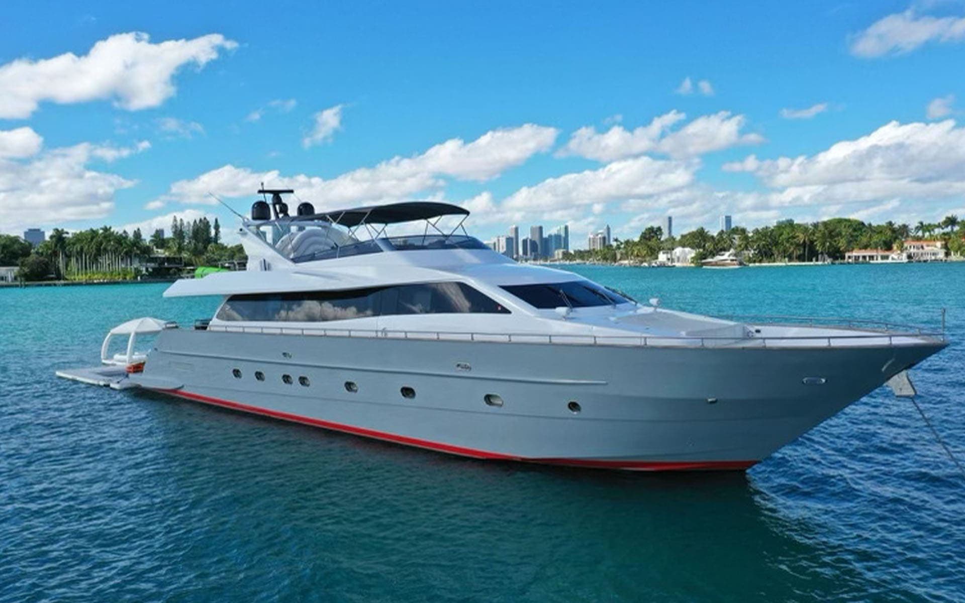 103' Tecnomar — Tecnomar yacht charter in Miami Beach, FL