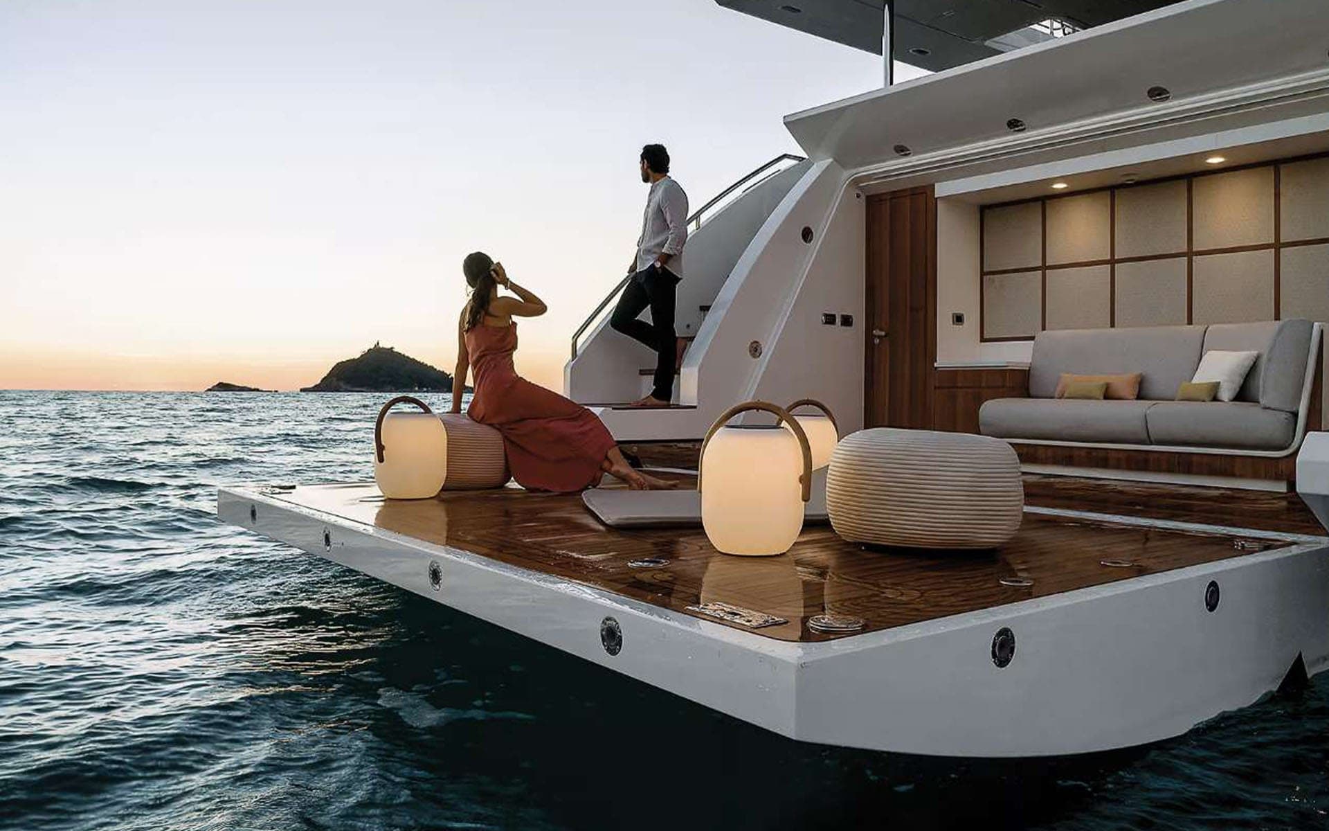 105' Azimut photo 5