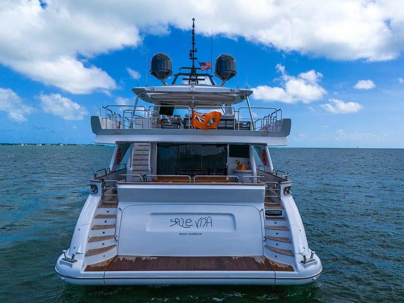 105' Azimut S photo 4
