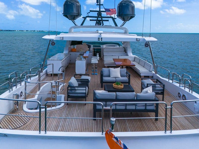 105' Azimut S photo 6