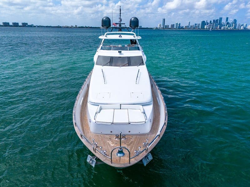 105' Azimut S photo 8
