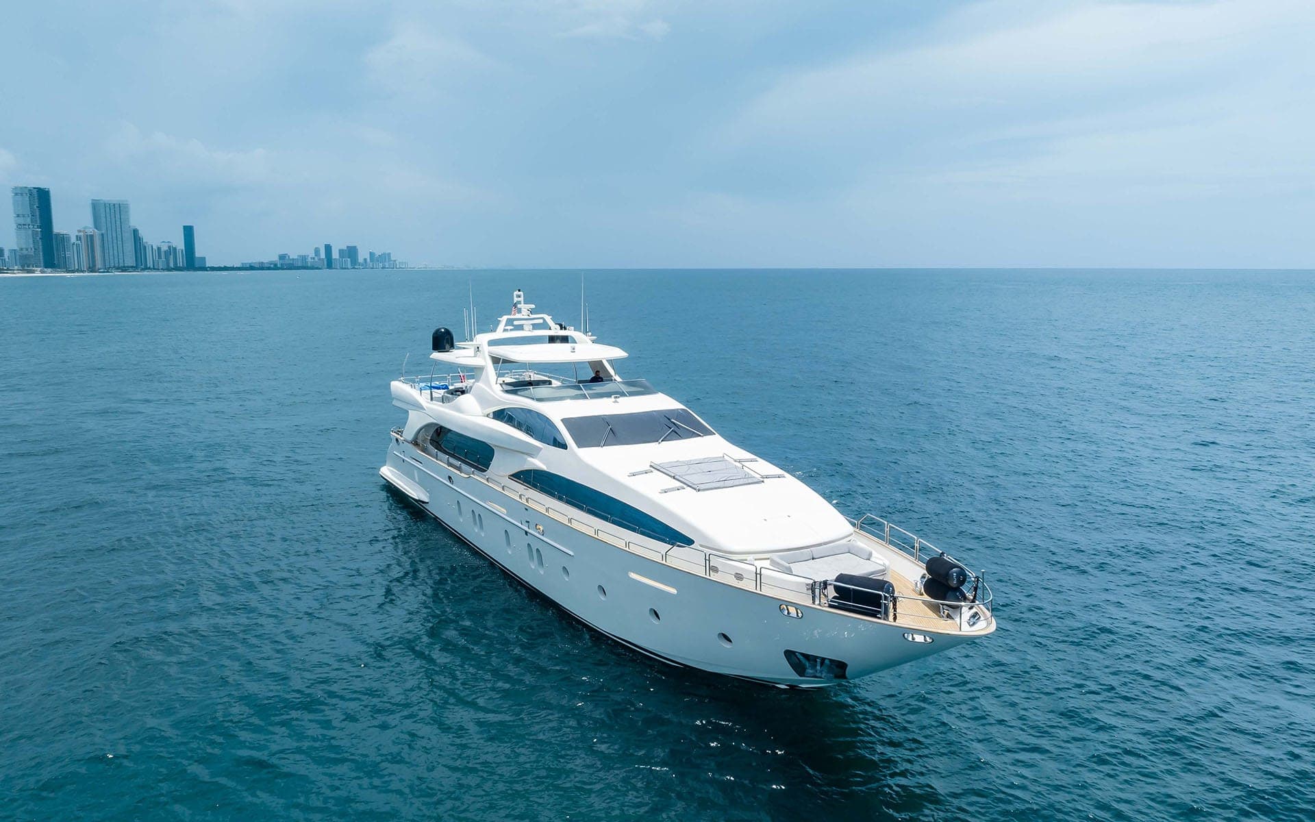 116' Azimut photo 3