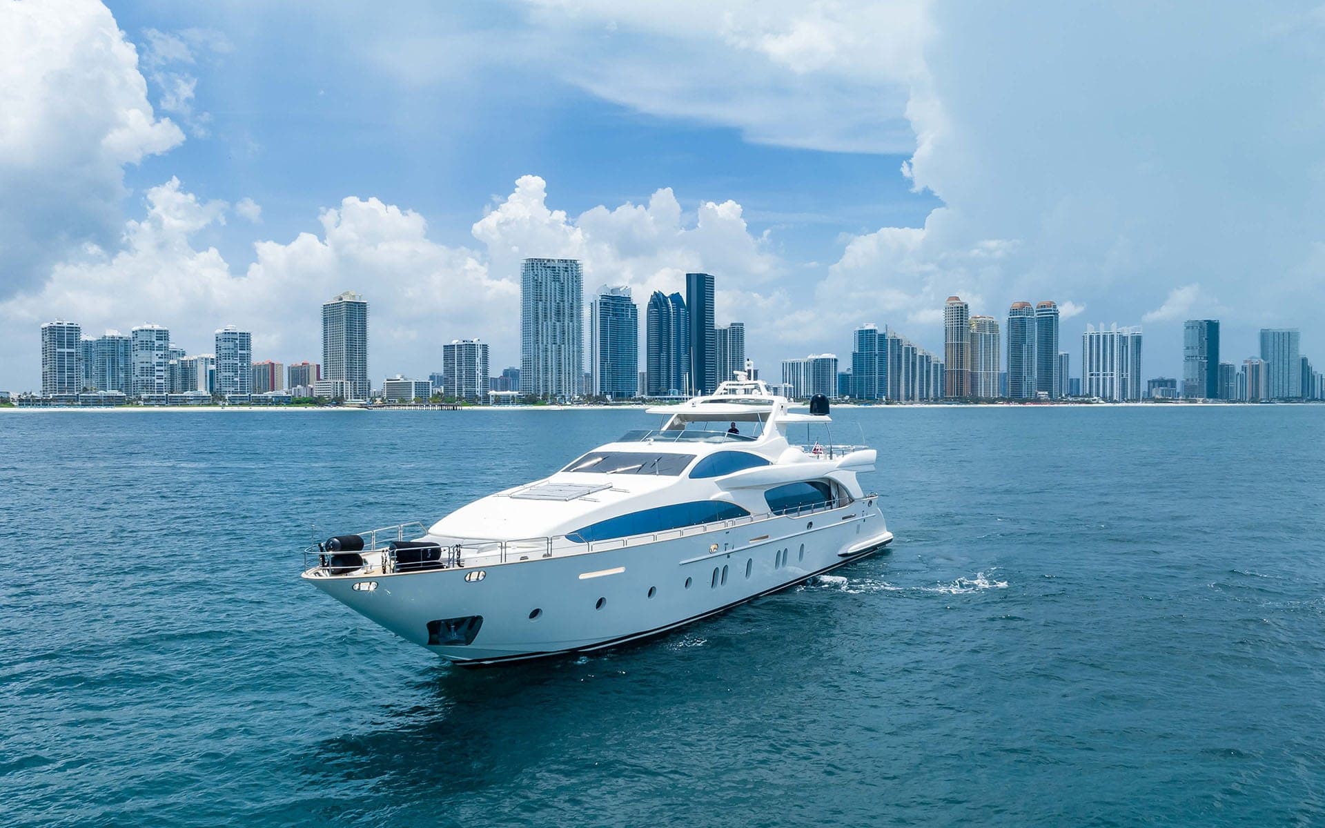 116' Azimut photo 4