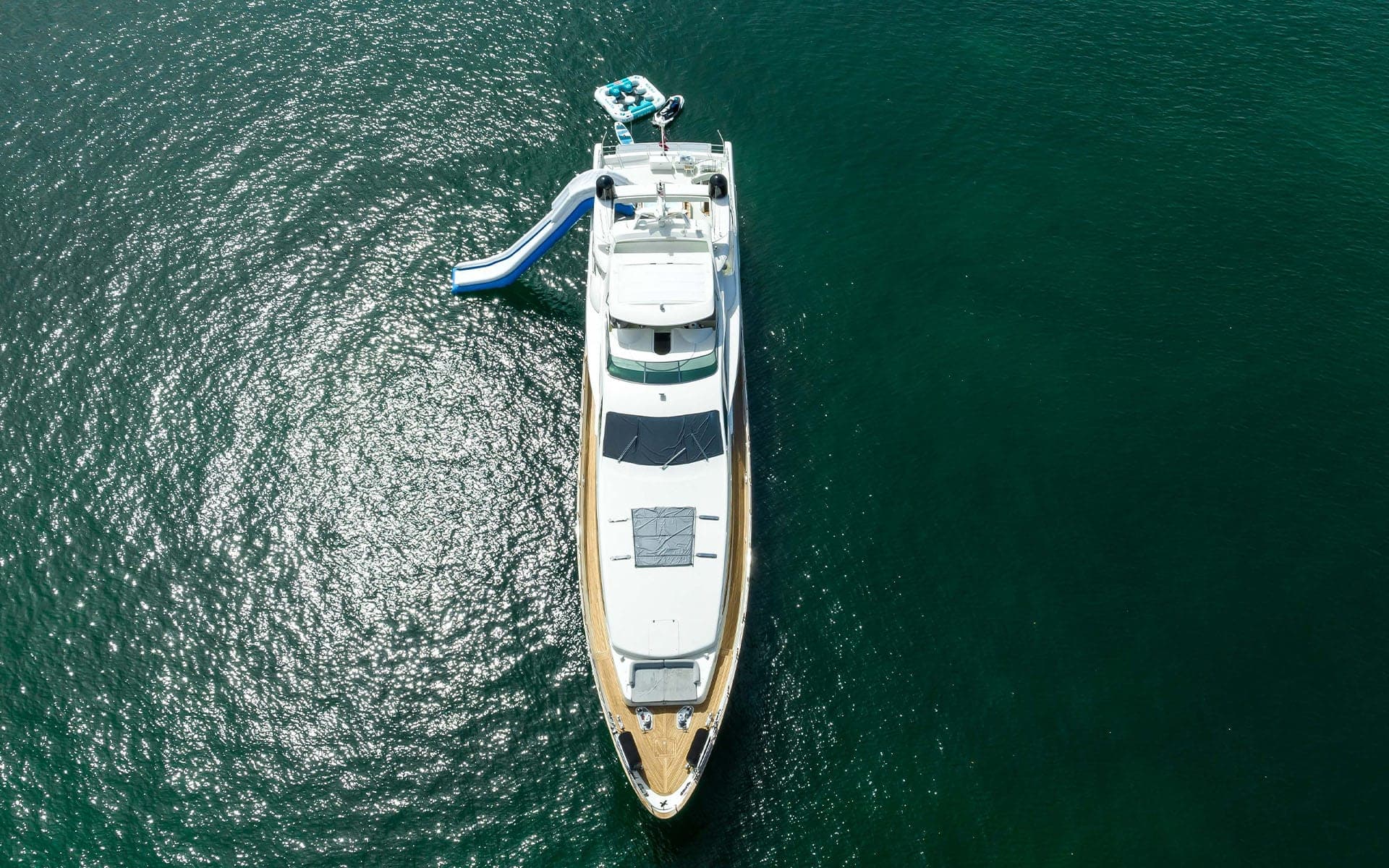 116' Azimut photo 6