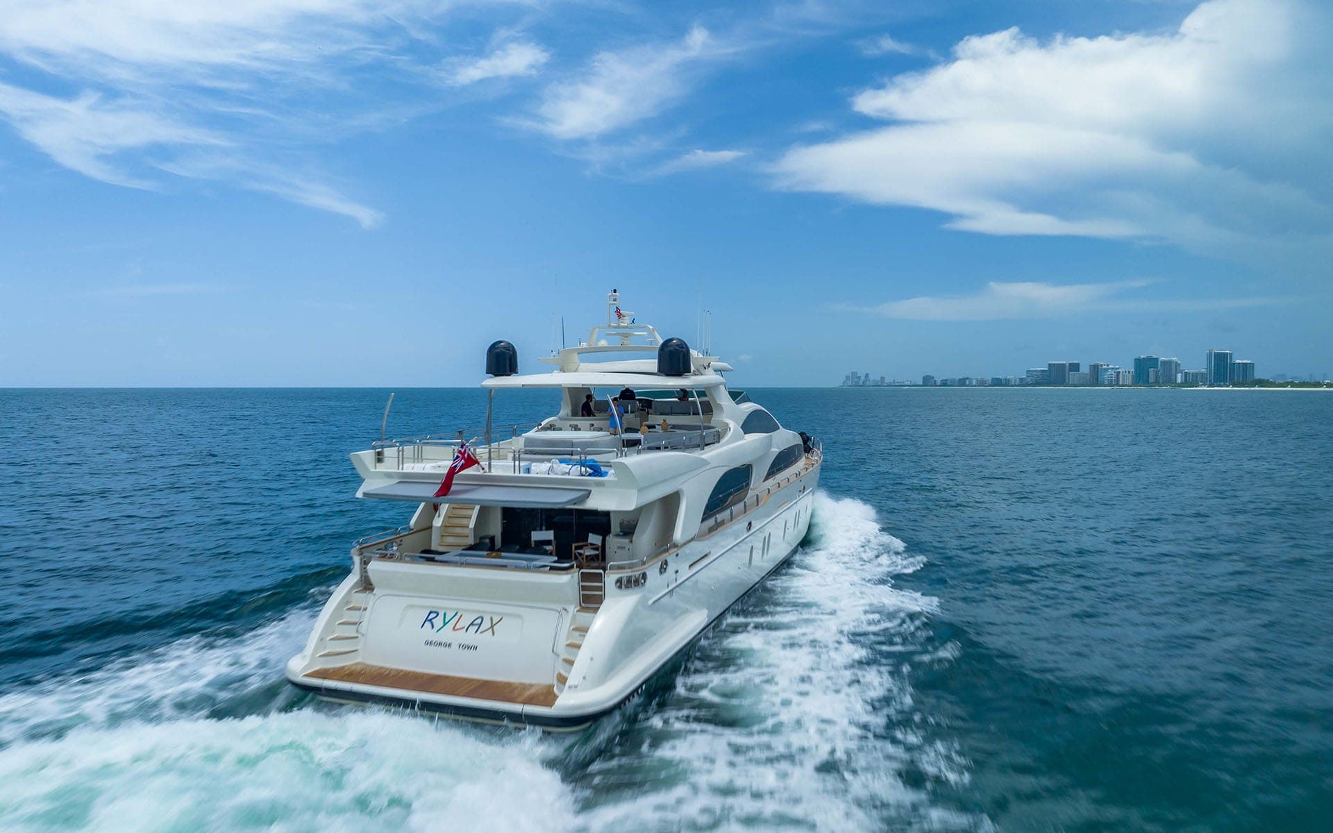116' Azimut photo 7