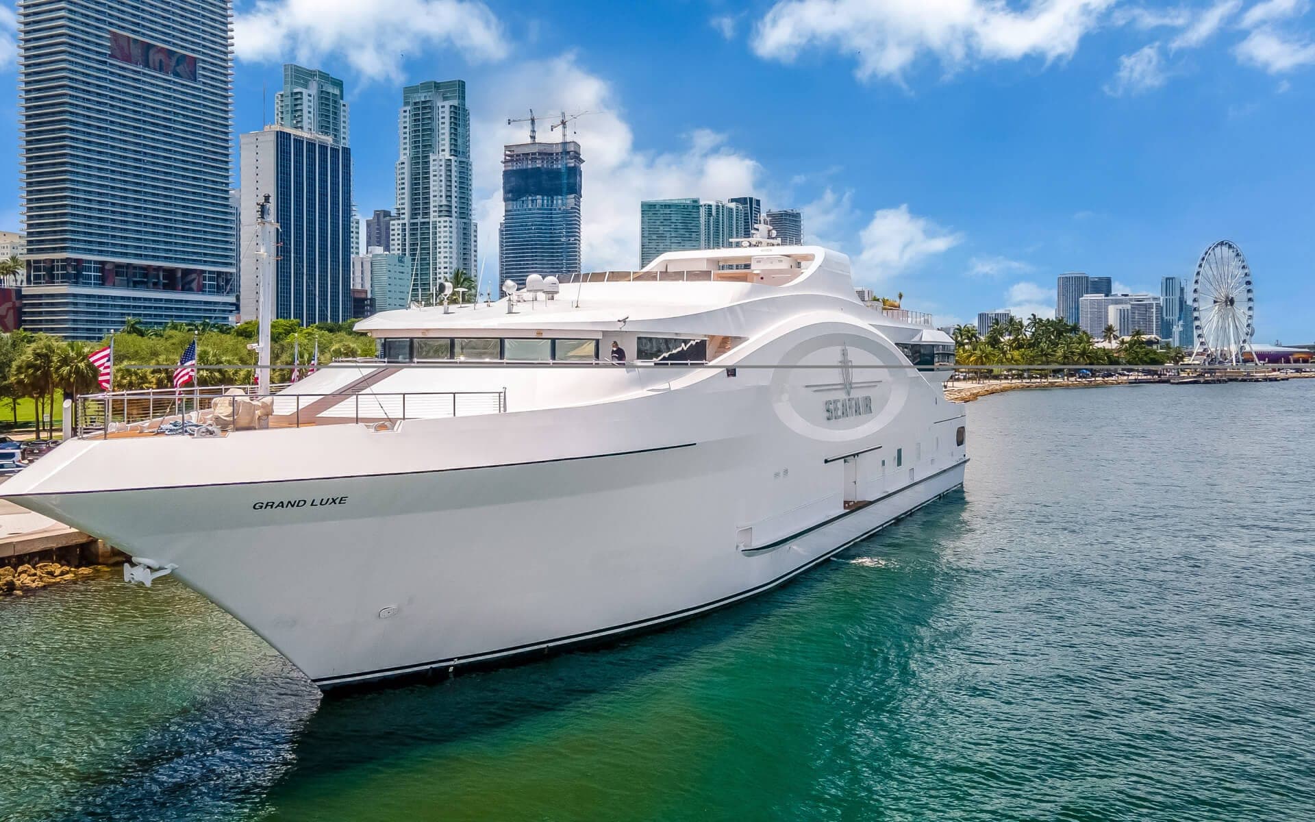 222' Nichols Brother — Nichols Brothers yacht charter in Miami, FL