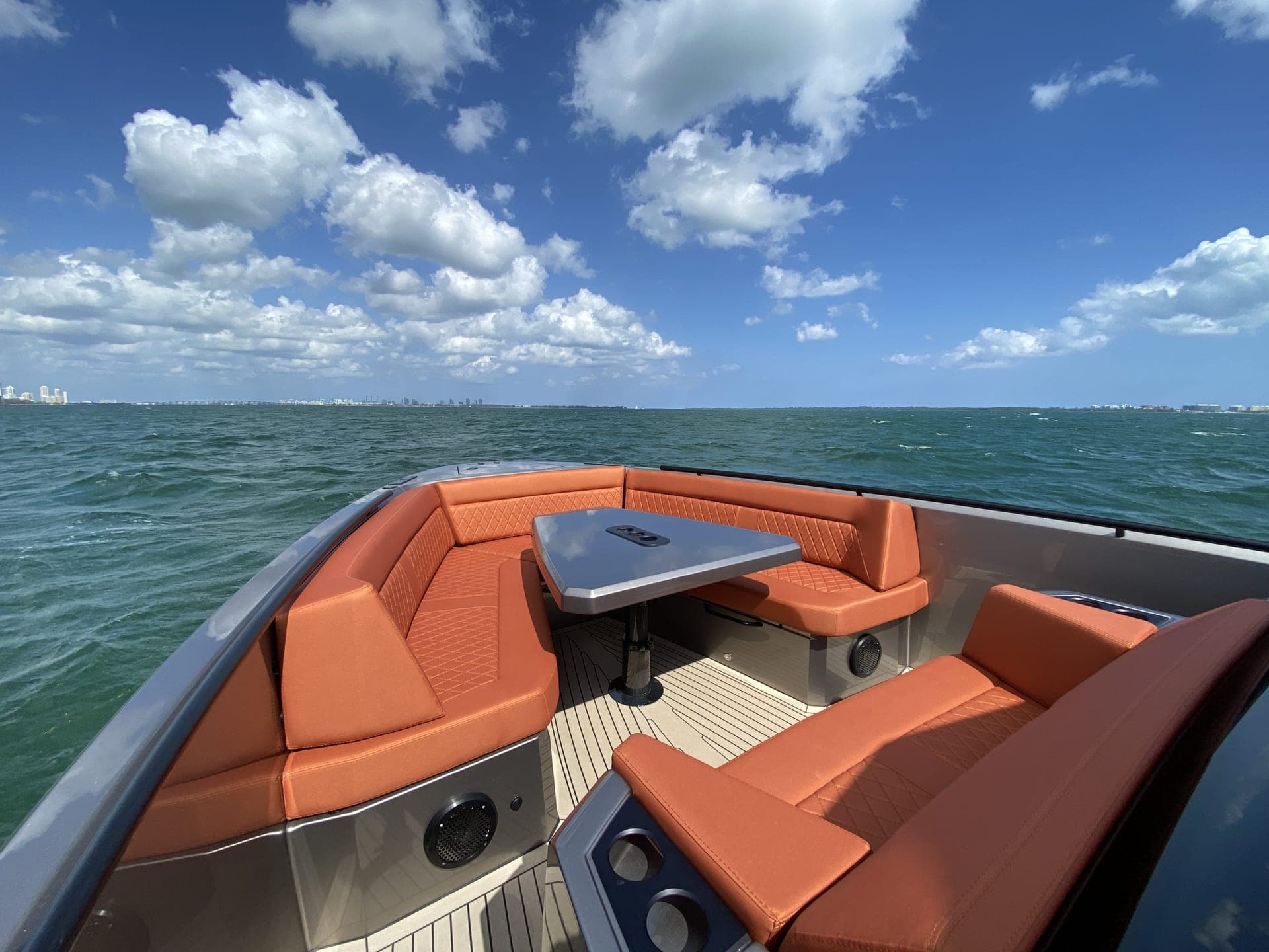 40' Vanquish photo 5