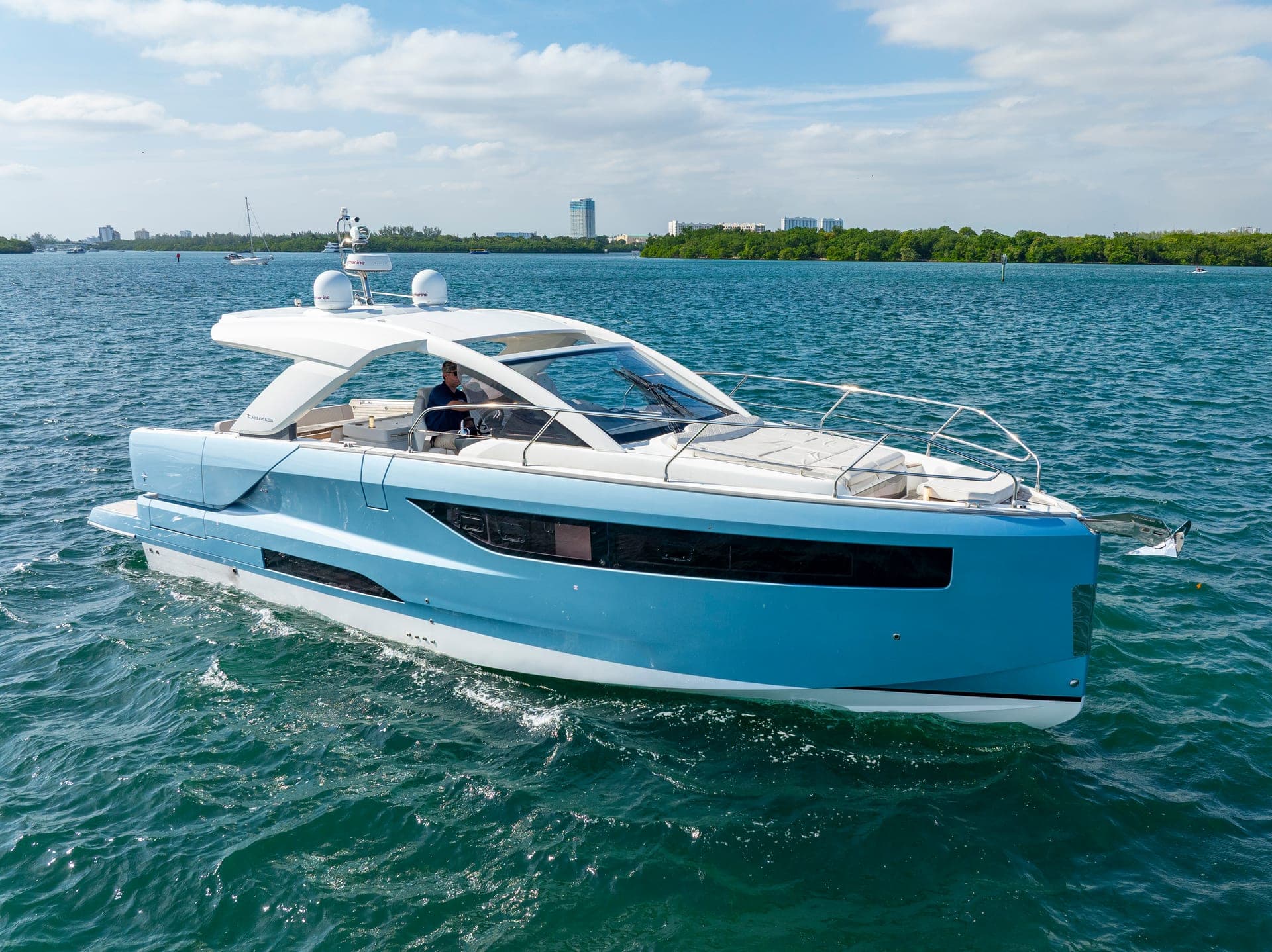 45' Jeanneau — Jeanneau yacht charter in Miami, FL