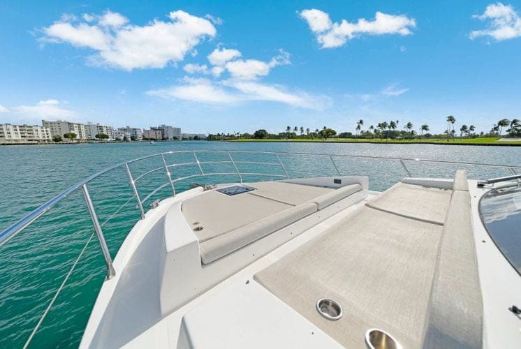 50' Azimut  photo 8