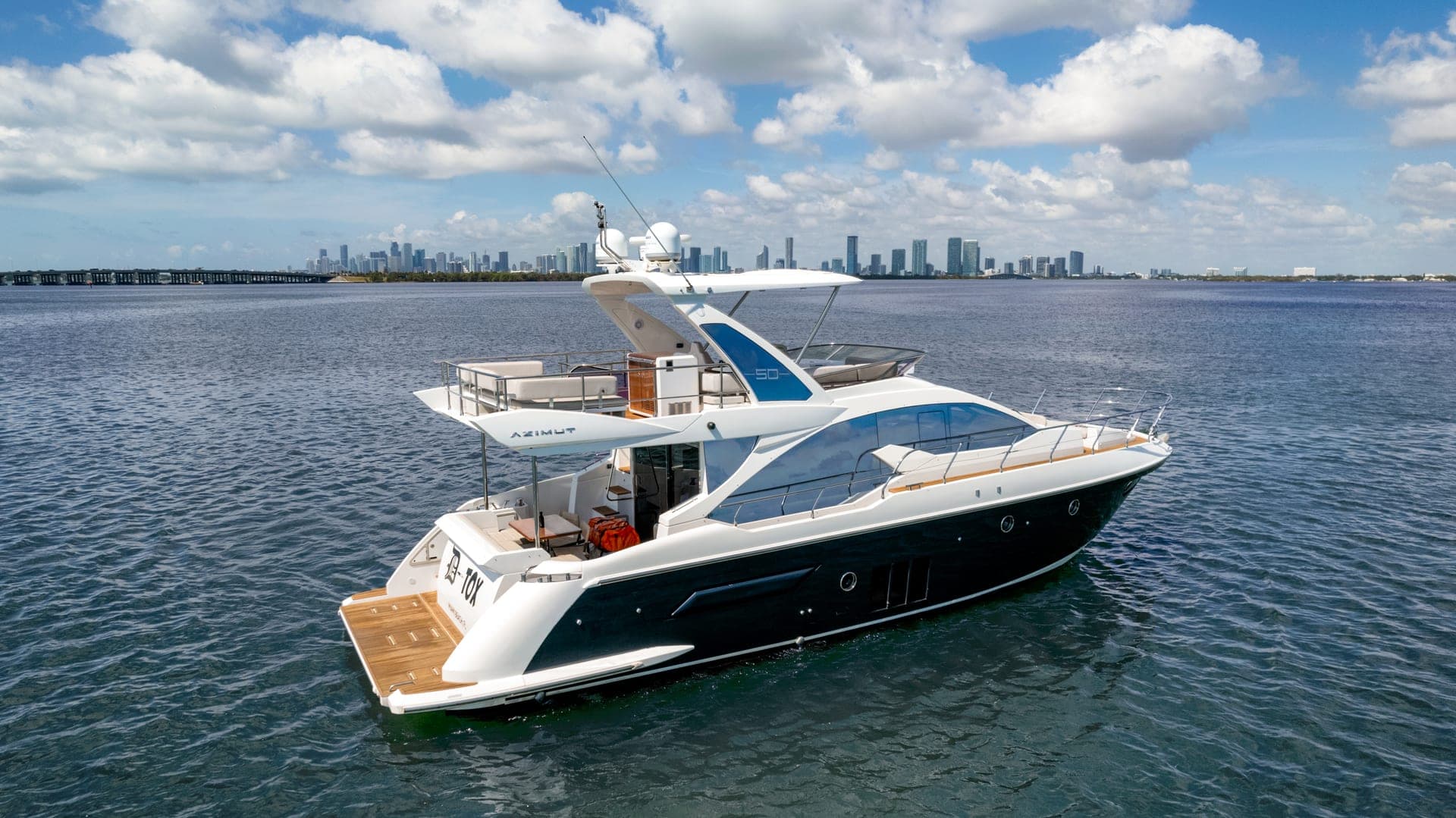 50' Azimut Fly  — Azimut yacht charter in North Bay Village, FL