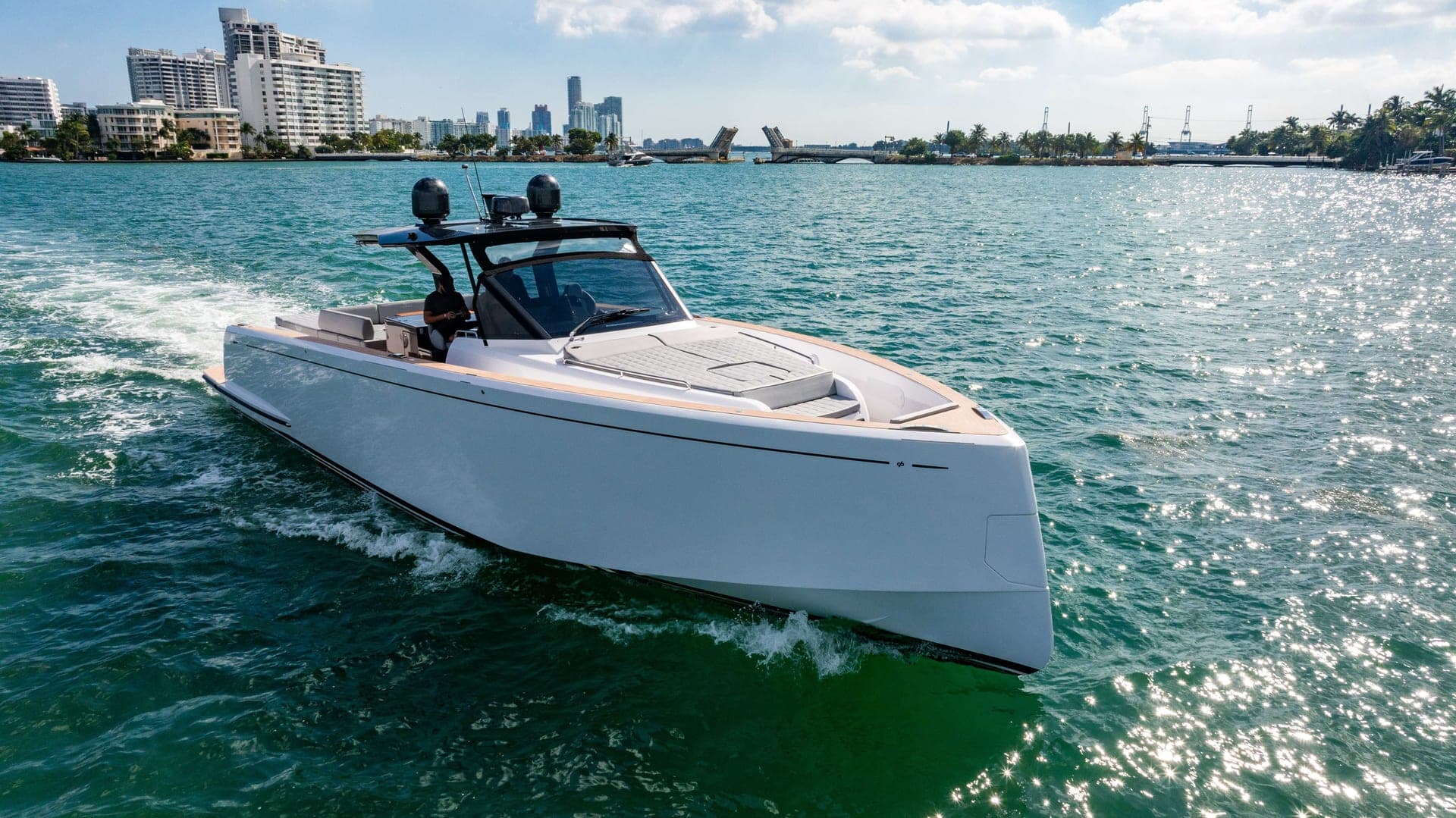 50' Pardo — Pardo yacht charter in Miami, FL
