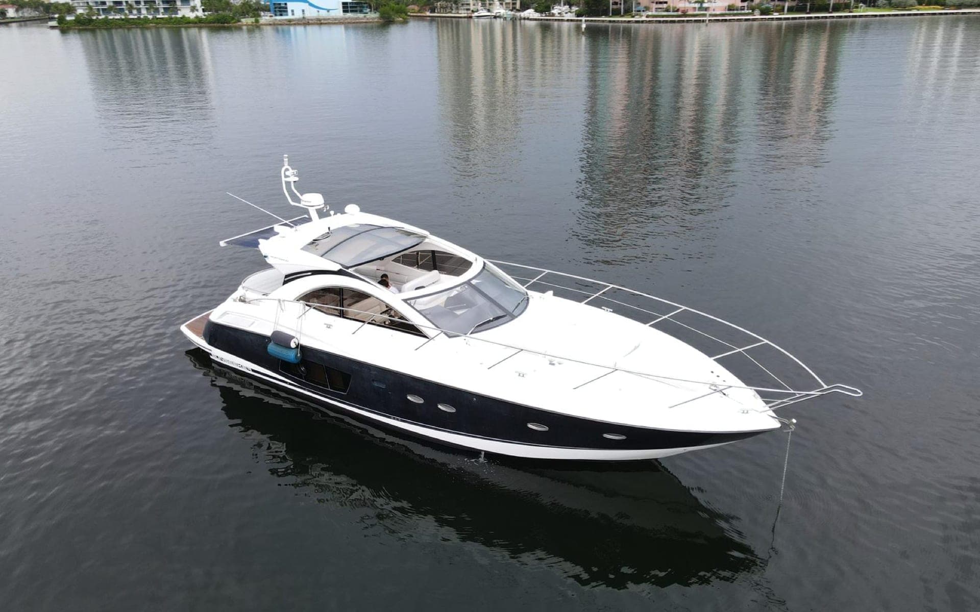 53' Sunseeker photo 3