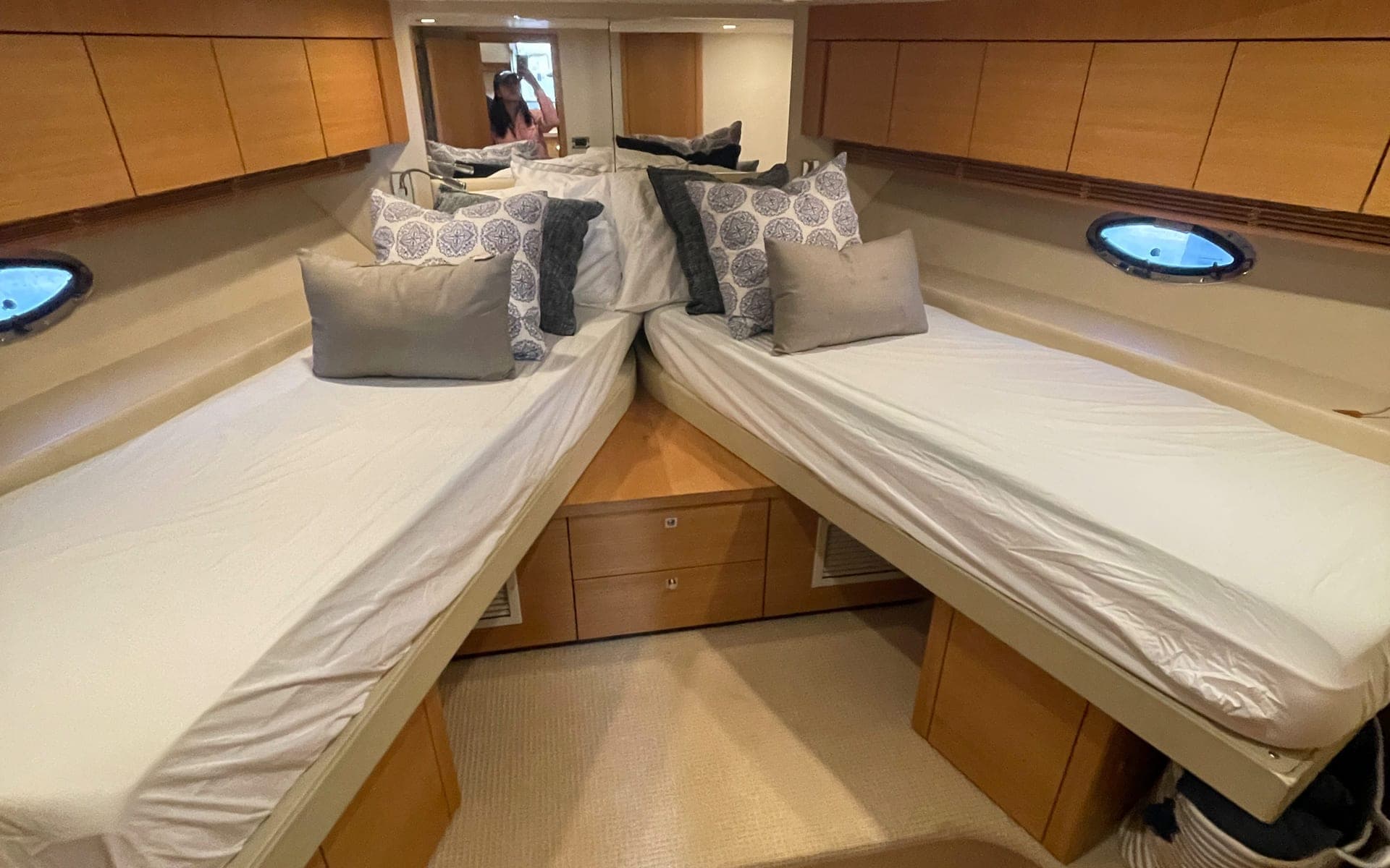 53' Sunseeker photo 8