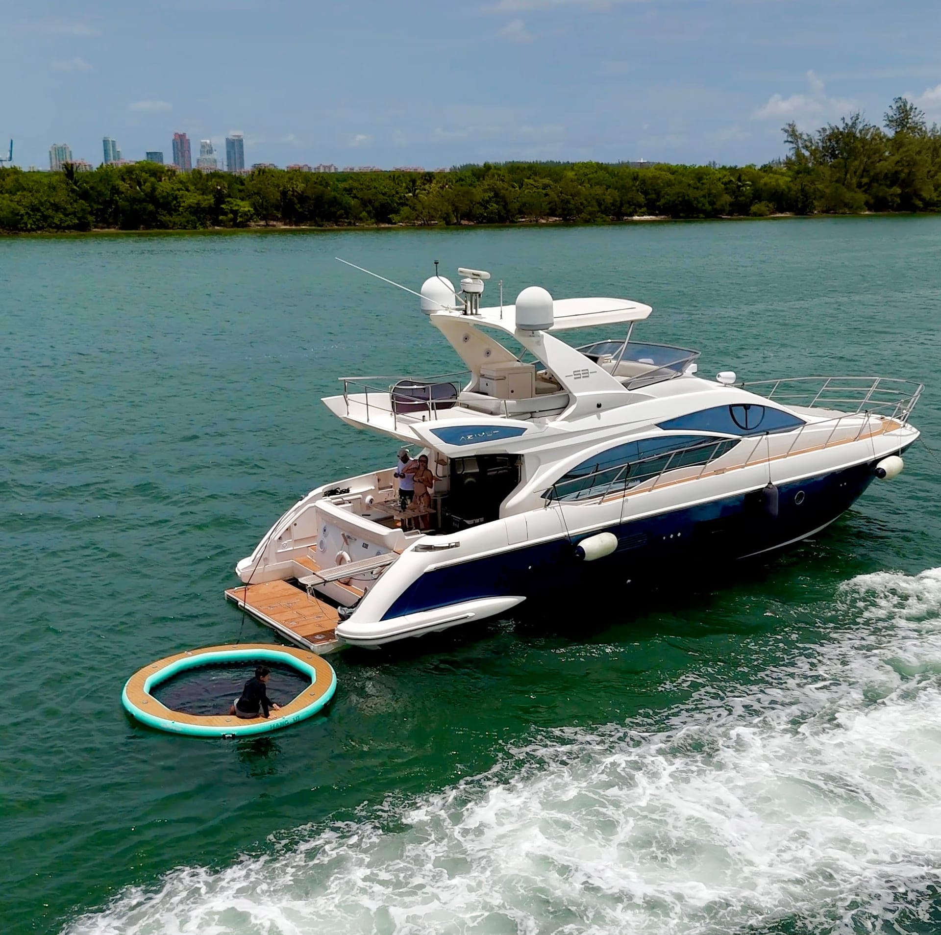 55' Azimut Fly photo 4