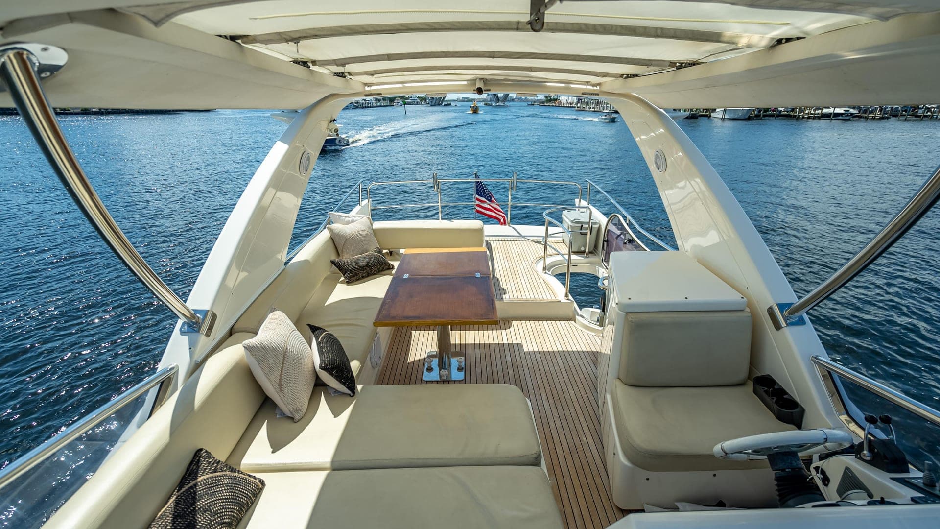 55' Azimut Fly photo 5