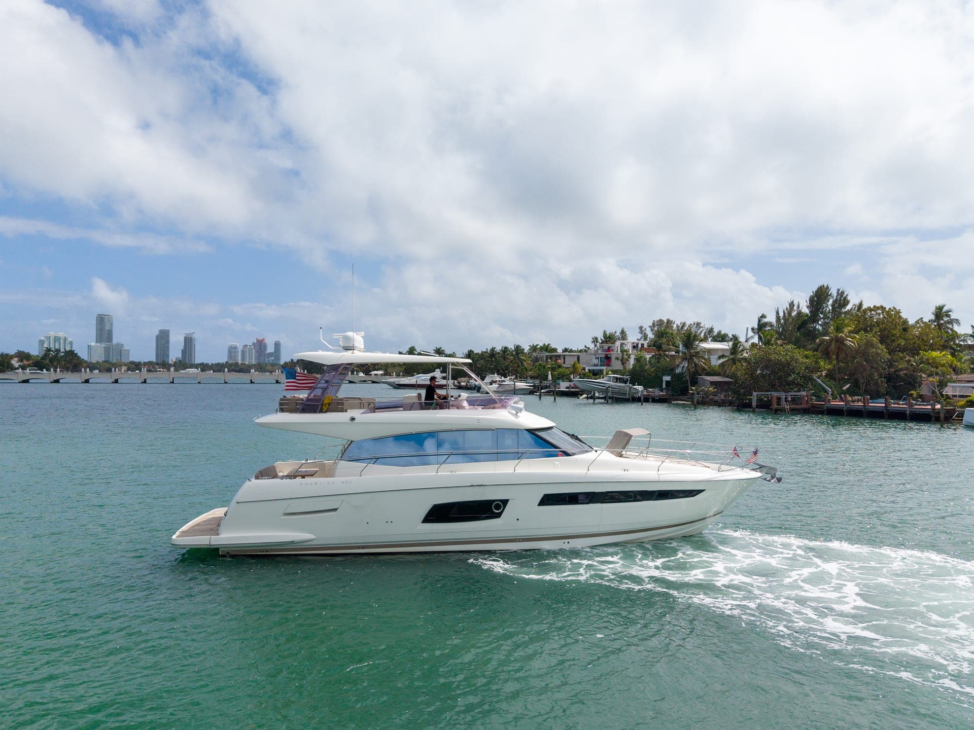 55' Prestige photo 2