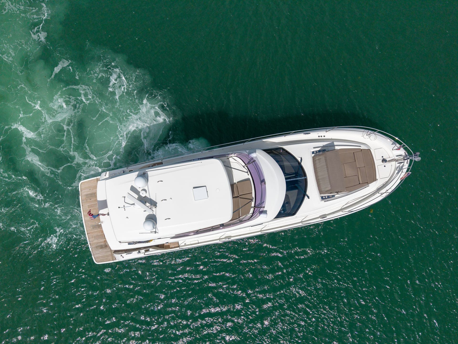 55' Prestige photo 5