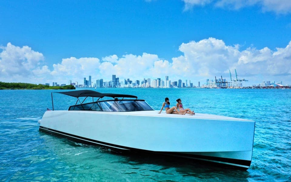 55' Vandutch — Vandutch yacht charter in Miami Beach, FL