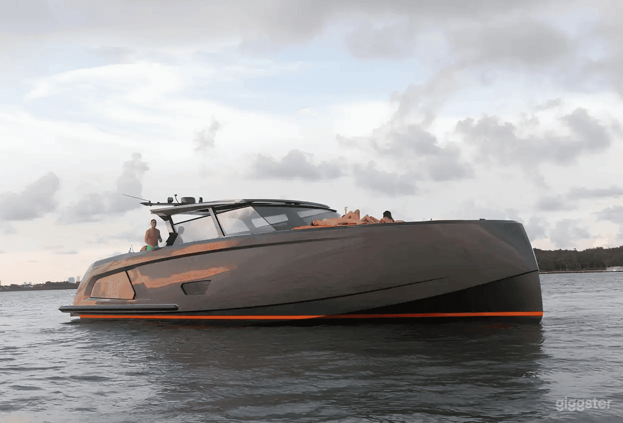 58’ Vanquish  — Vanquich yacht charter in Miami Beach, FL
