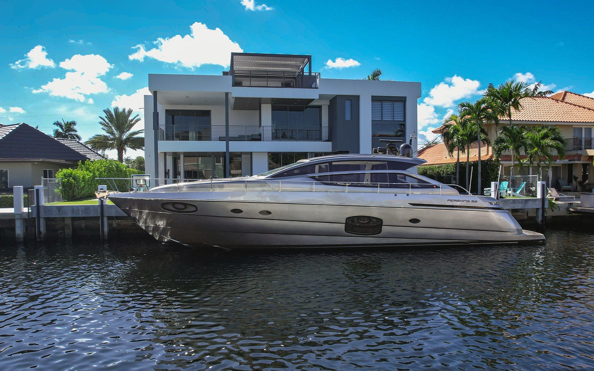 62' Pershing photo 3