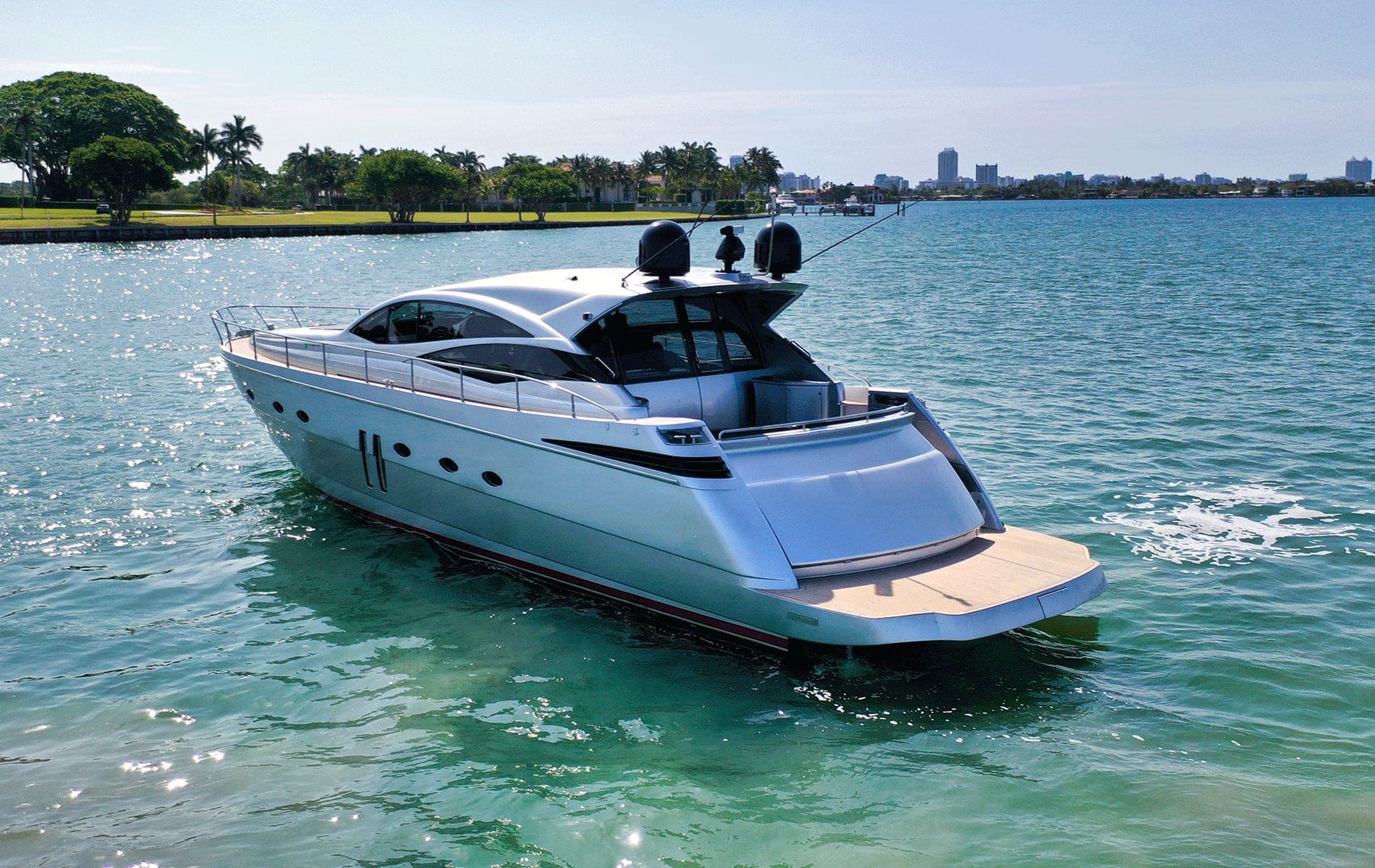 62' Pershing photo 5
