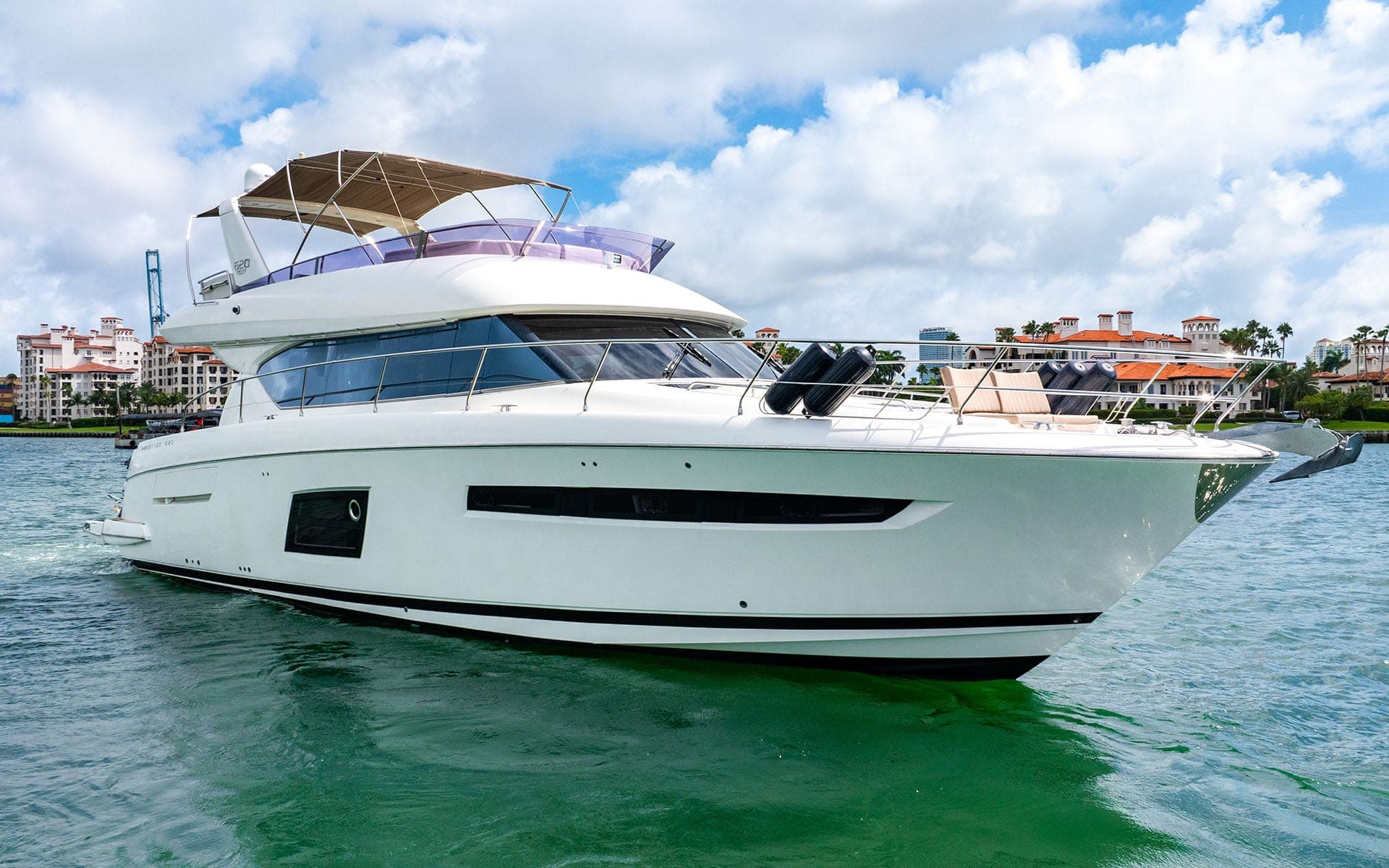 62' Prestige photo 5
