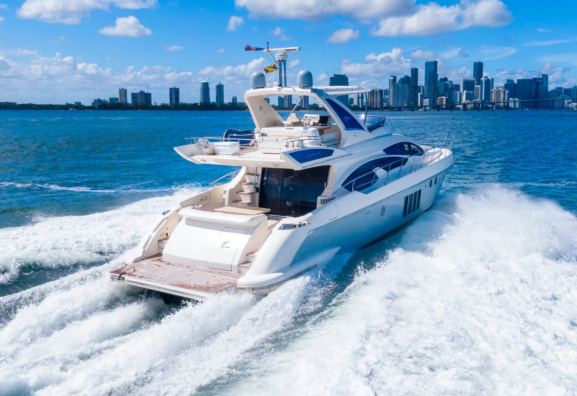 64' Azimut  photo 8