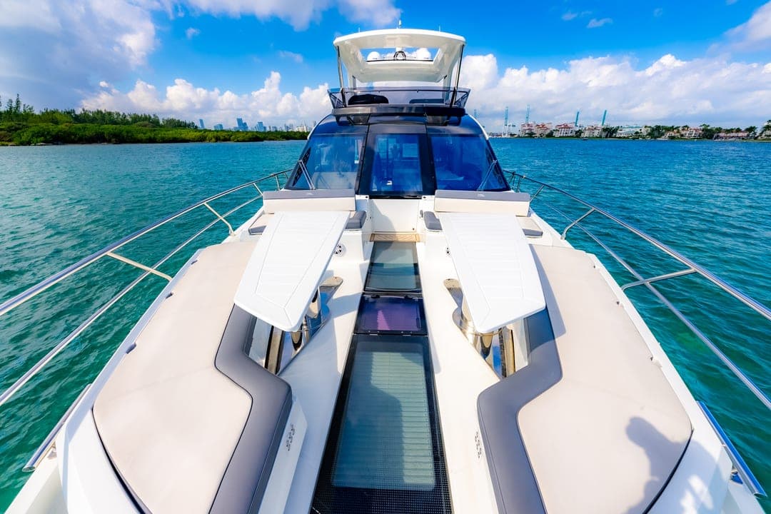 64' Galeon photo 6