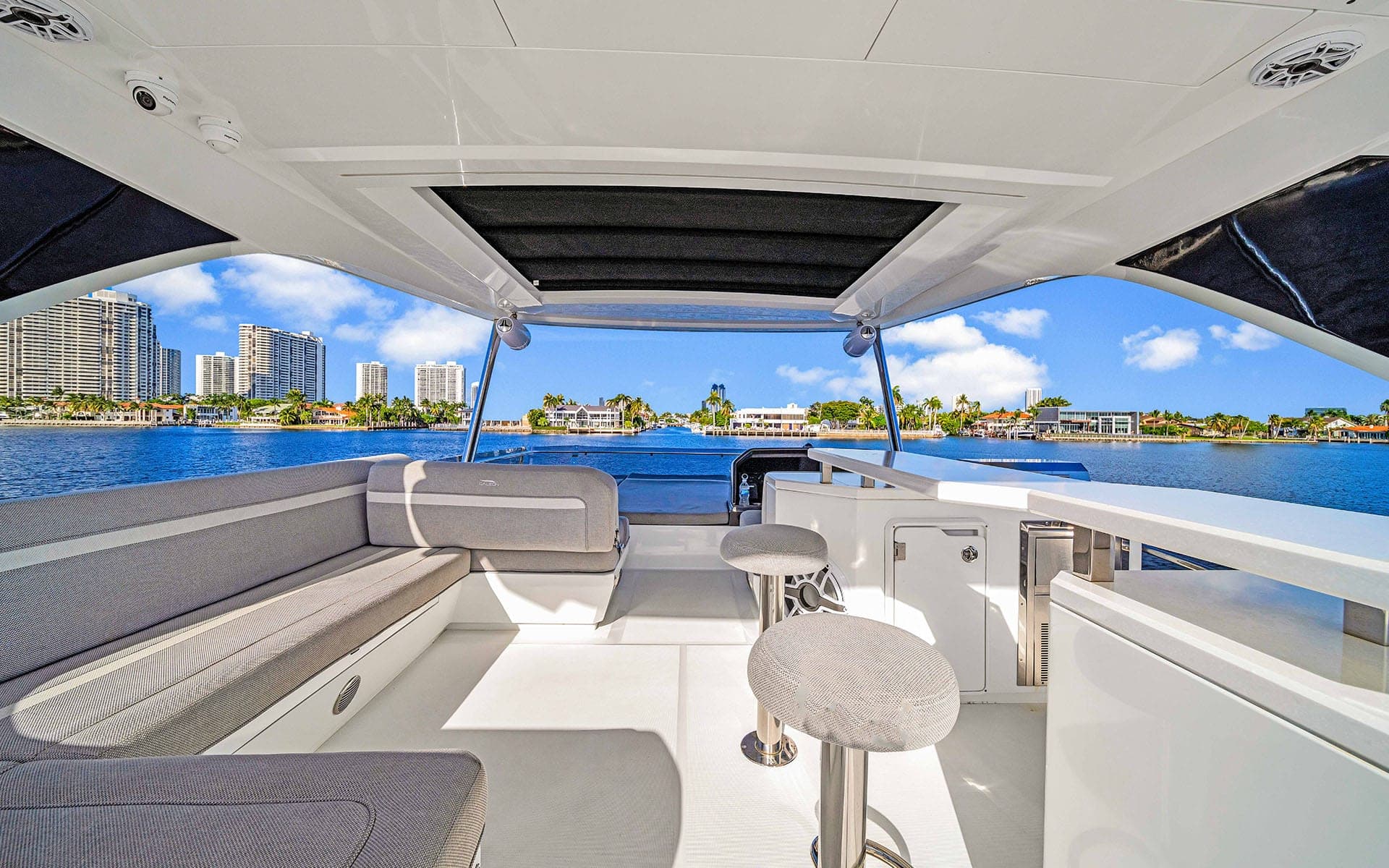 64' Galeon photo 9