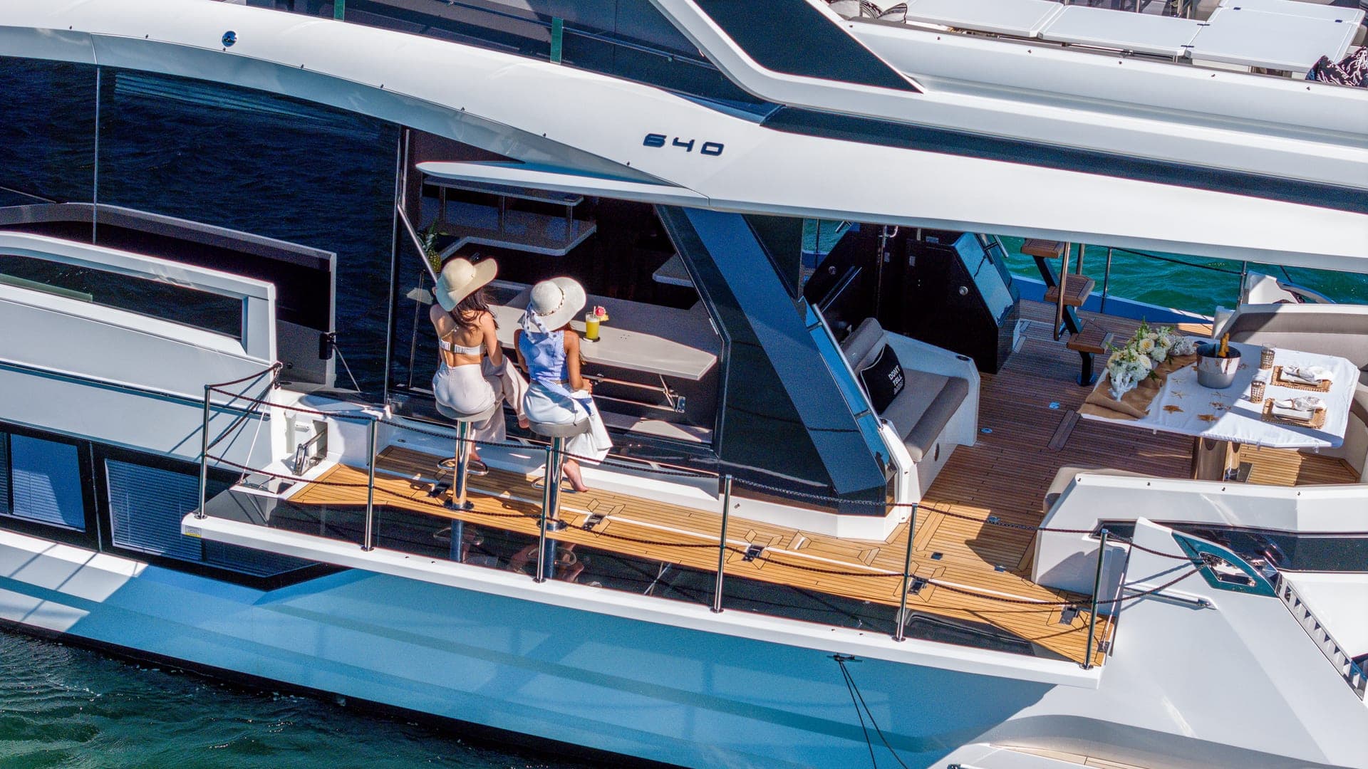 64' Galeon photo 7