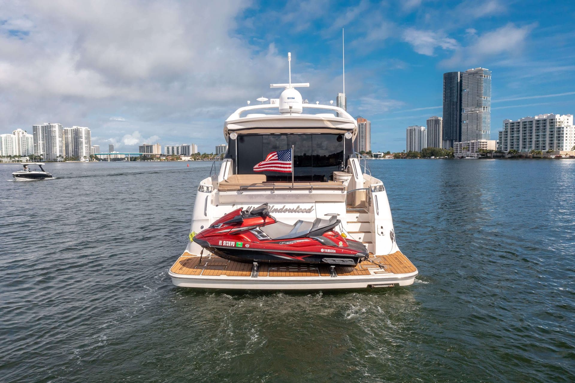 65' Sea Ray photo 2