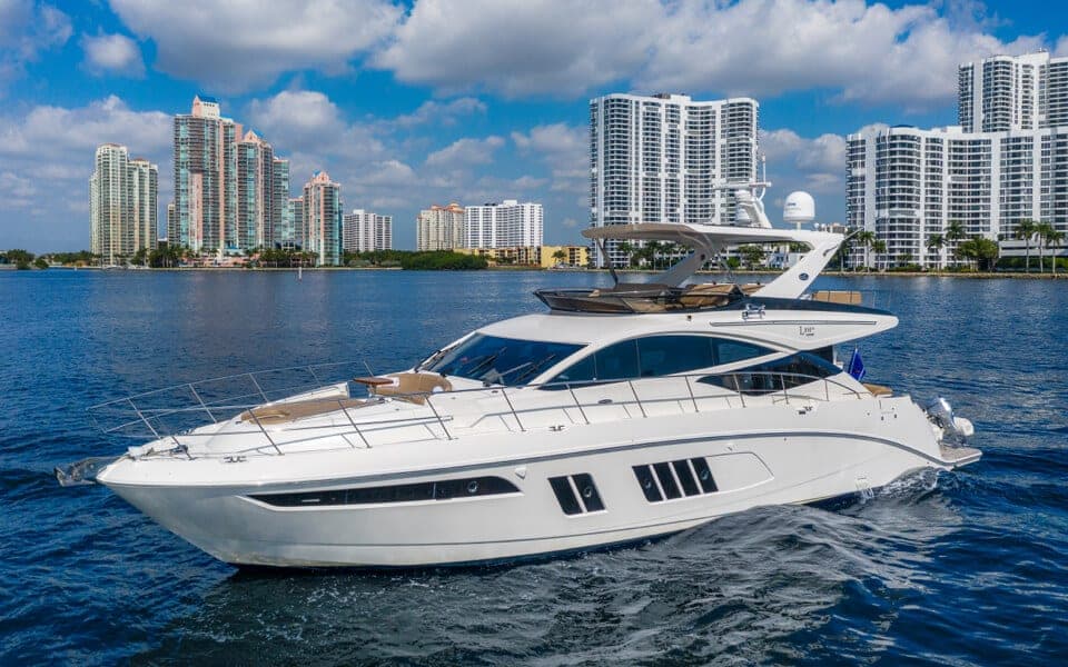65' Sea Ray Fly — Sea Ray yacht charter in North Miami Beach, FL