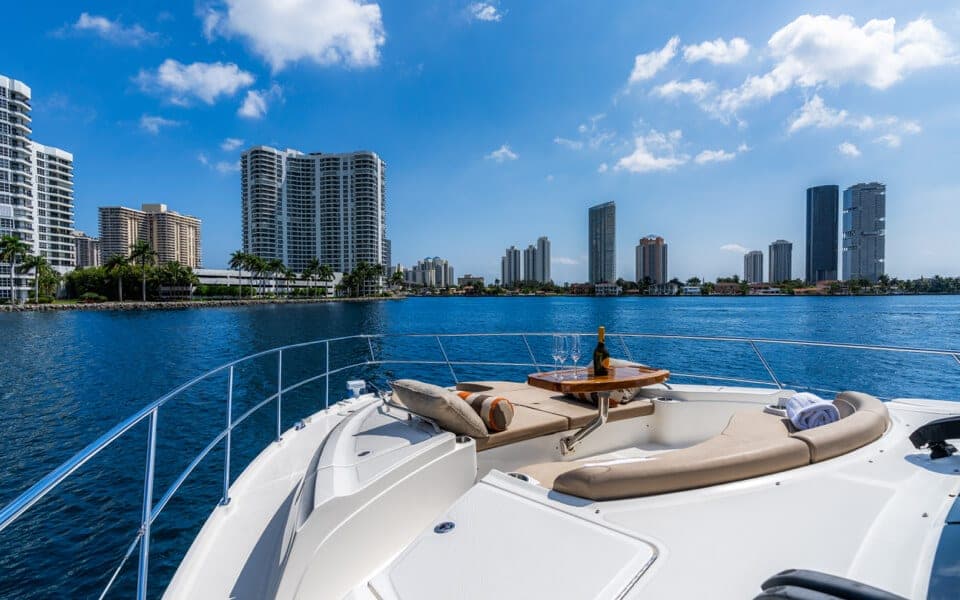 65' Sea Ray Fly photo 8