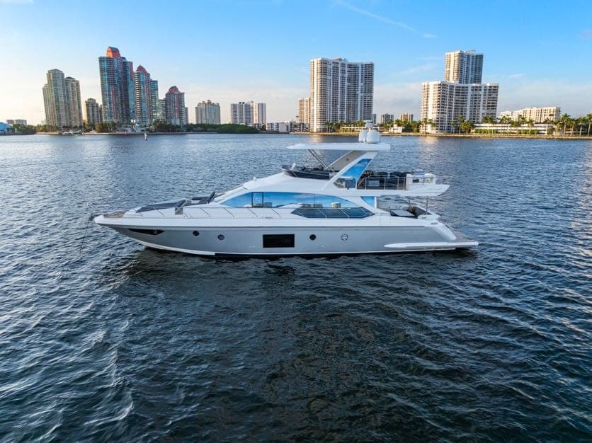 66' Azimut Fly photo 4