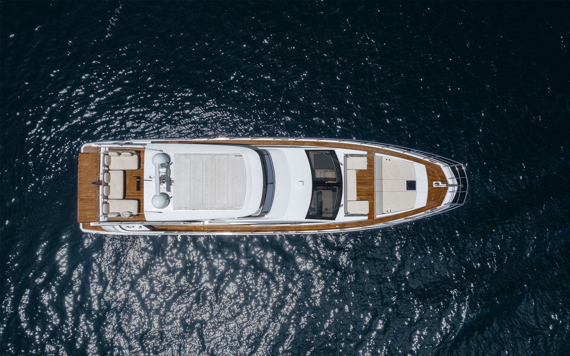 66' Azimut Flybridge photo 6