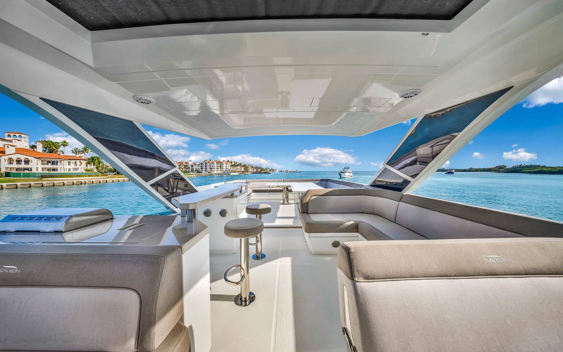 68' Galeon photo 8