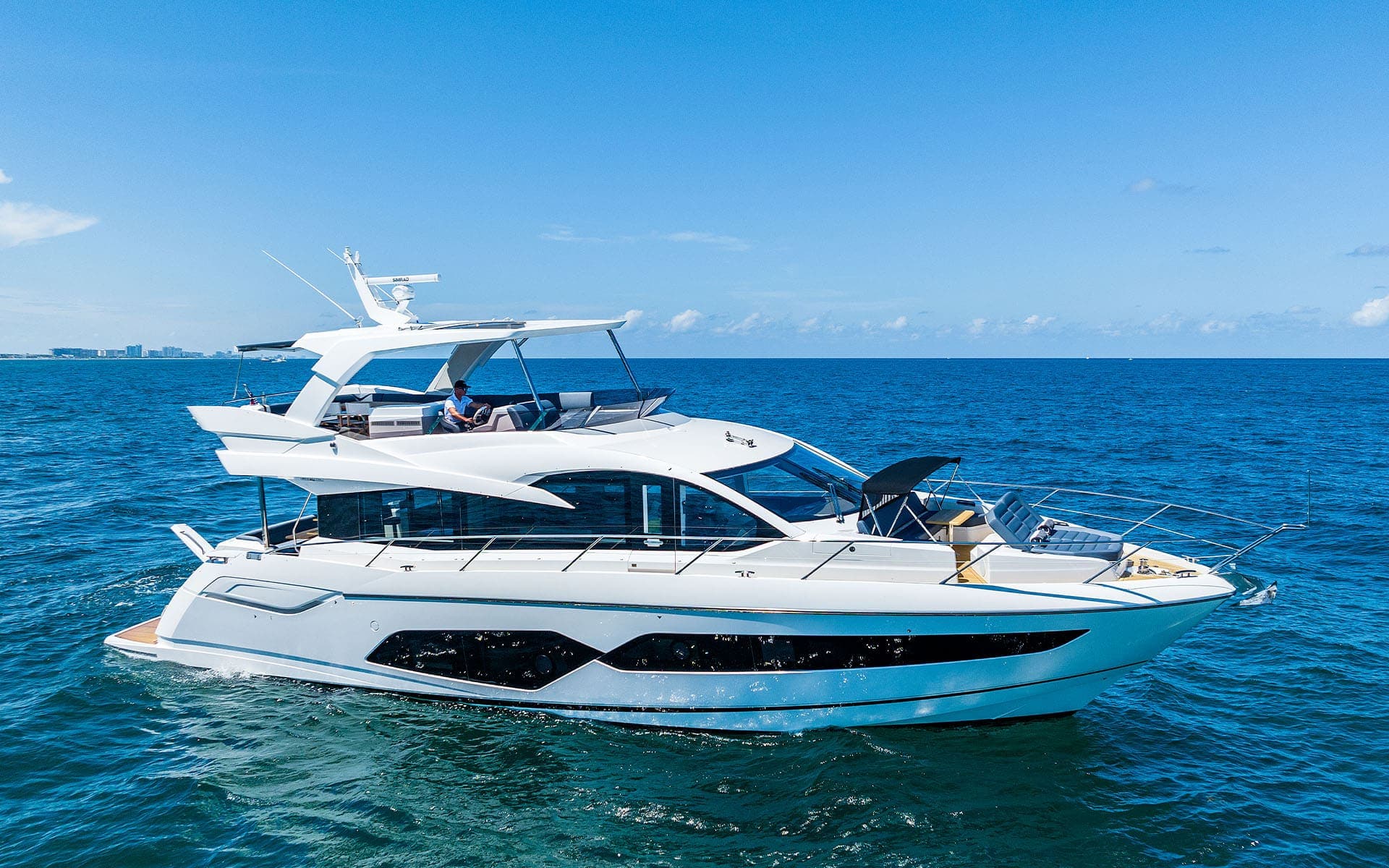 68' Sunseeker — Sunseeker yacht charter in North Miami Beach, FL