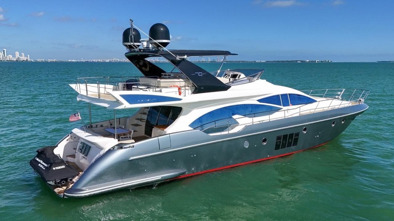 70' Azimut Fly photo 3