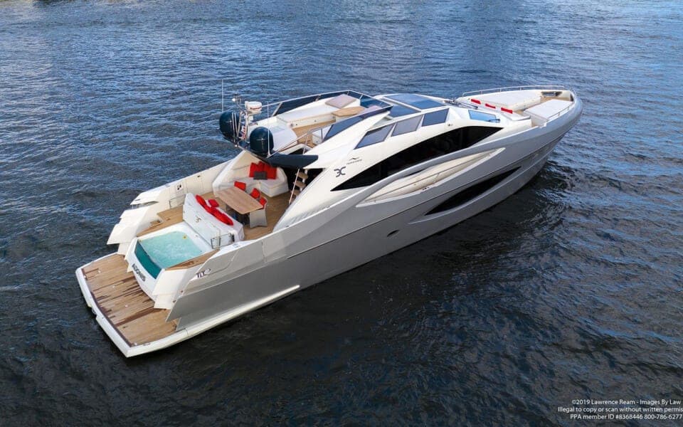 80' Numarine — Numarine yacht charter in Miami Beach, FL