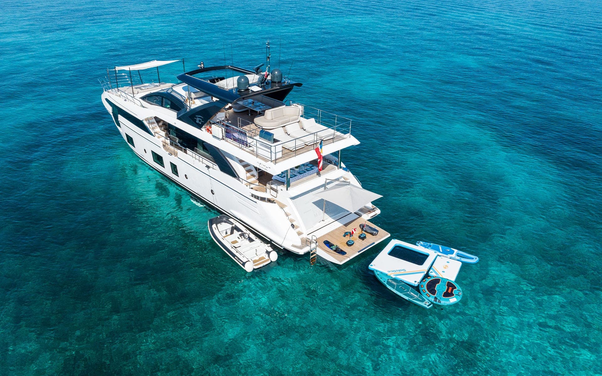 88' Azimut photo 6