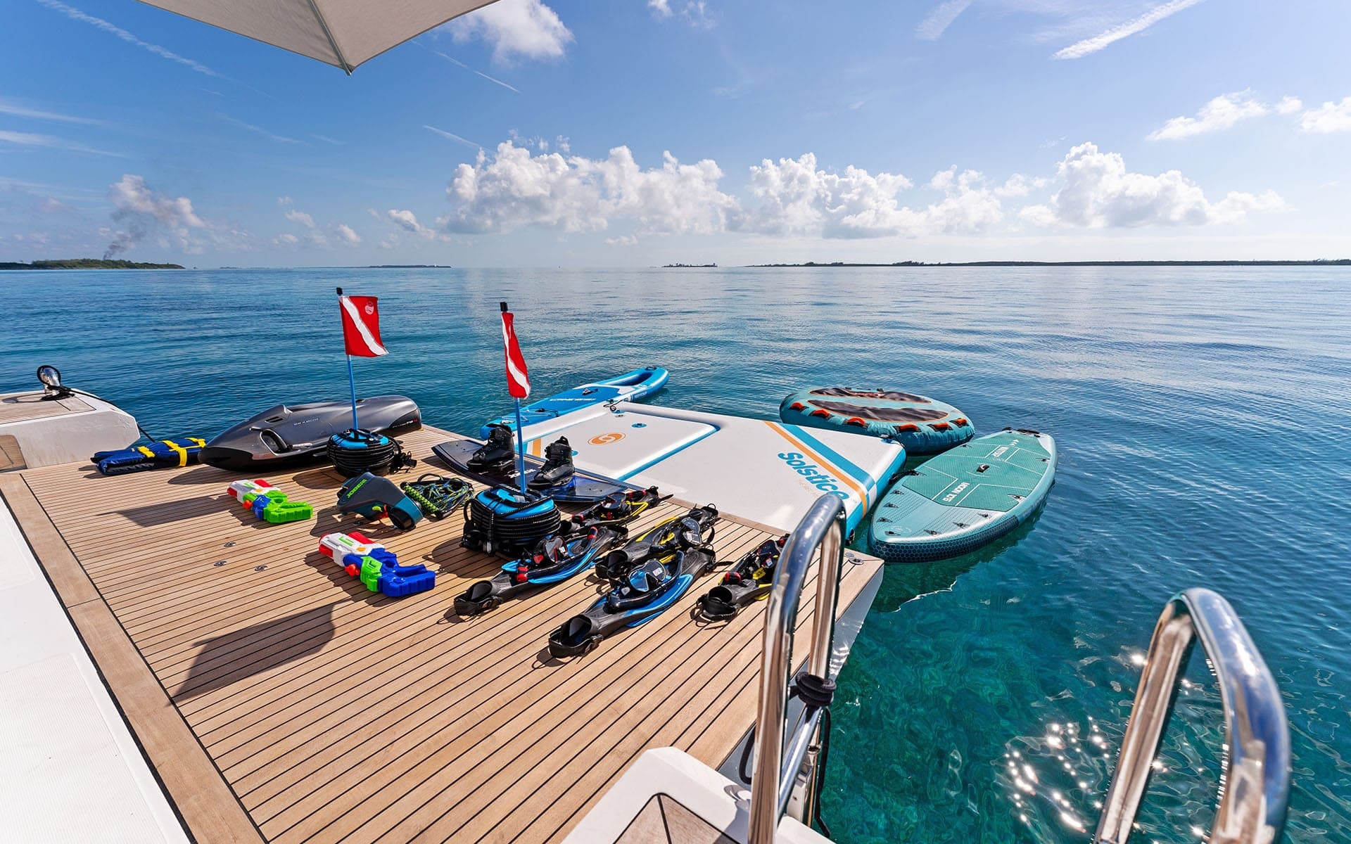 88' Azimut photo 9