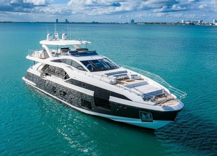 88' Azimut  — Azimut yacht charter in Miami, FL