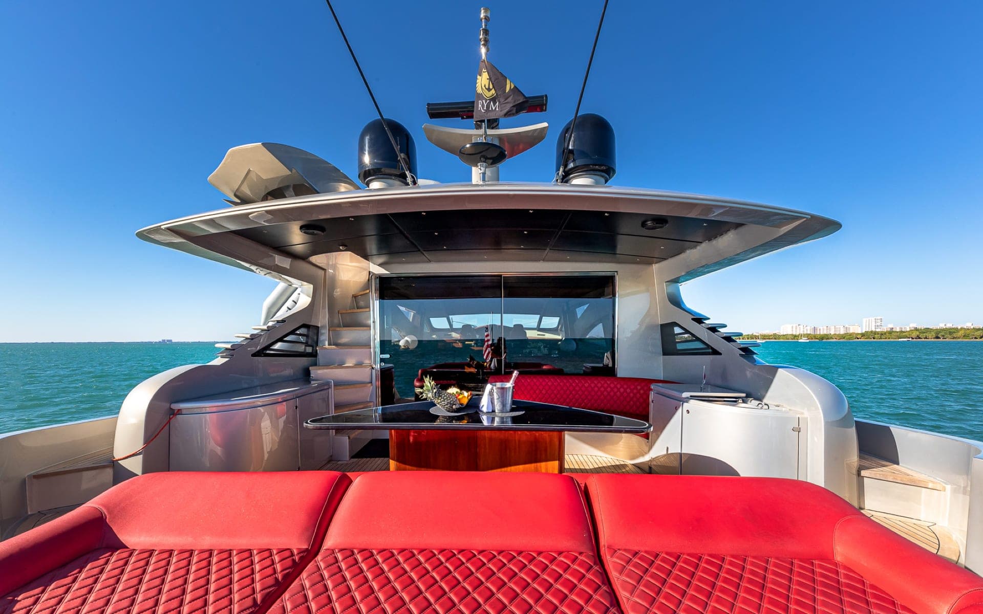90' Pershing photo 6