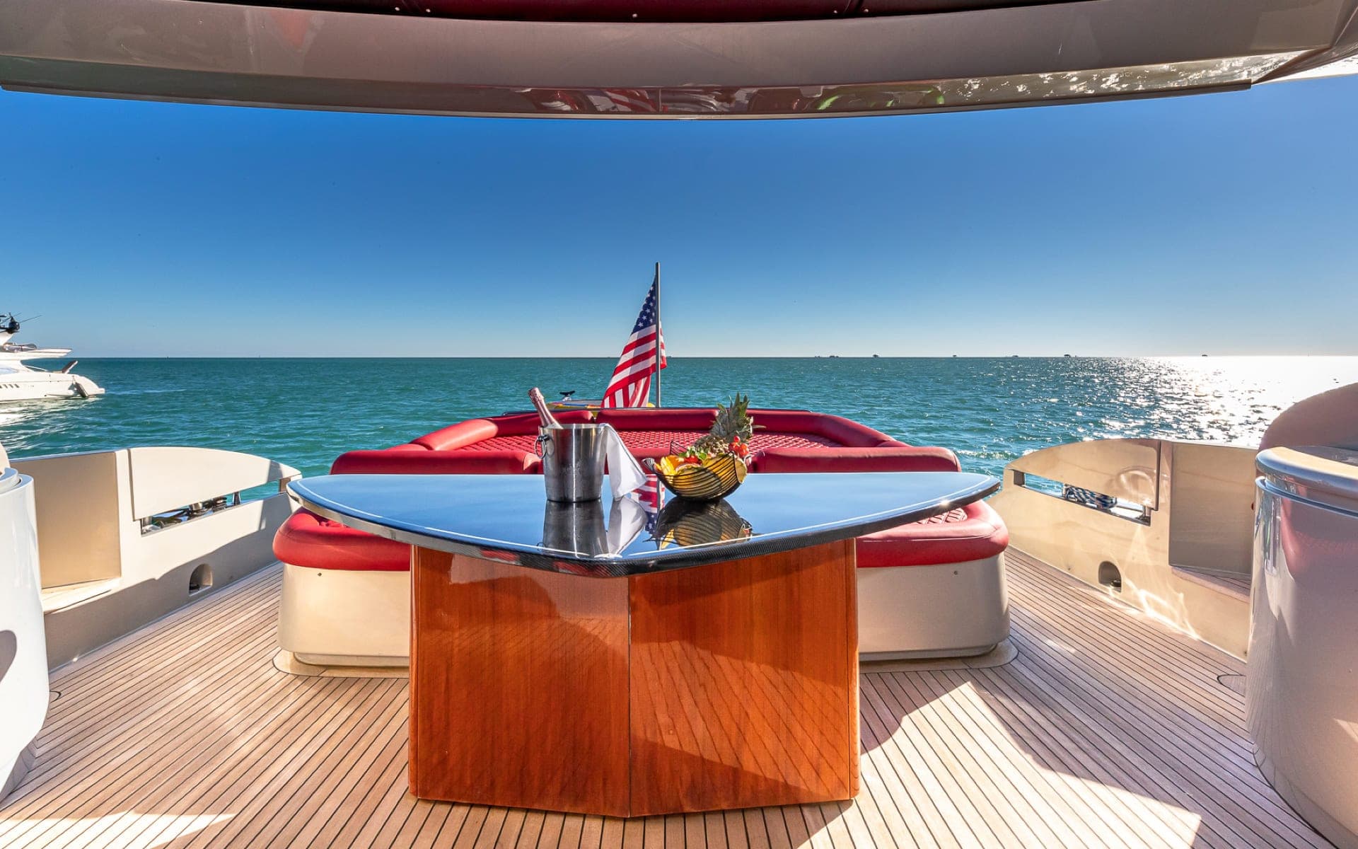 90' Pershing photo 9